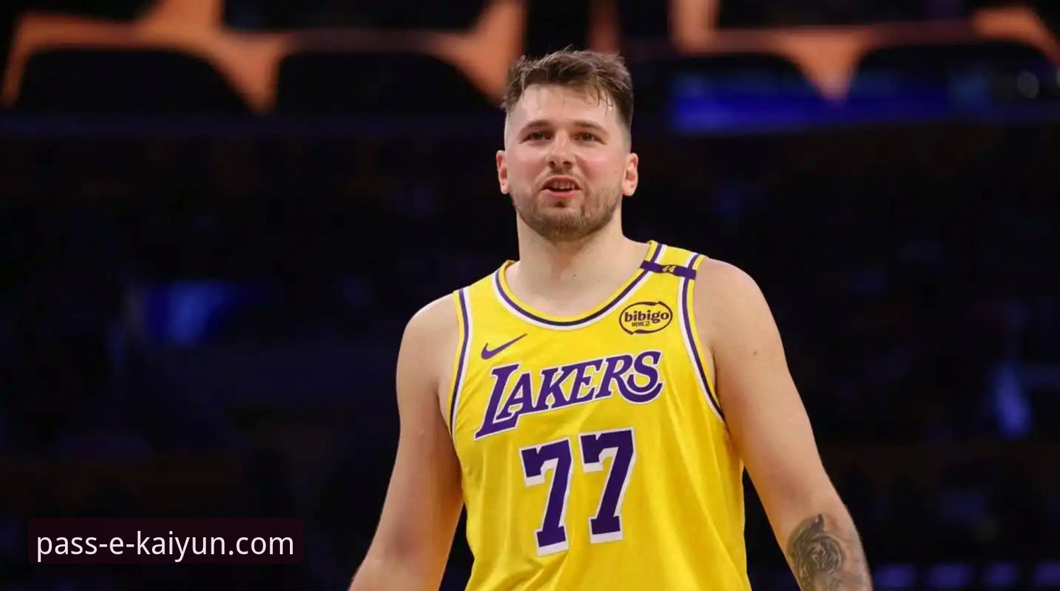 湖人客场力克步行者，东契奇43分引领进攻狂潮：开云登录官网最新赛事解析